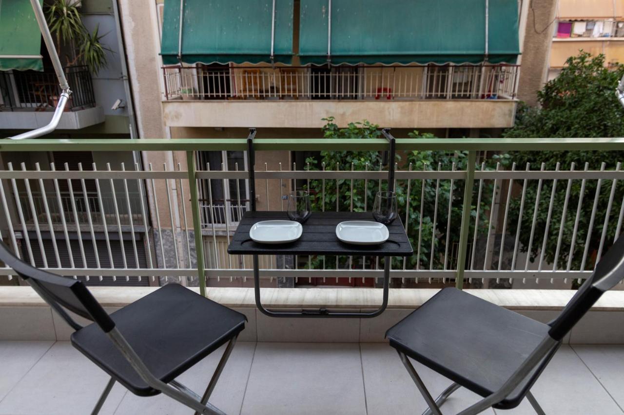 Luxury Apartment 10' From The Center! أثينا المظهر الخارجي الصورة